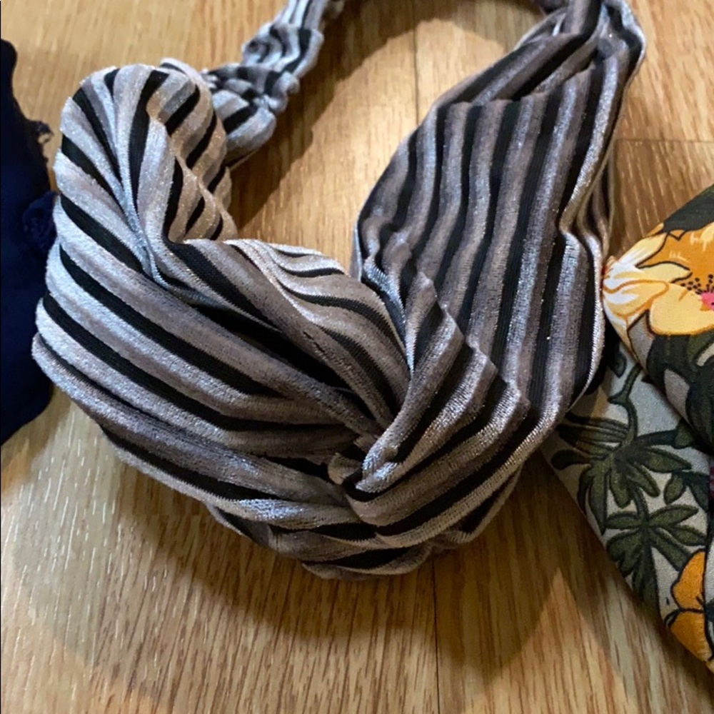 Three Headbands the same Type - Picture 3 of 5